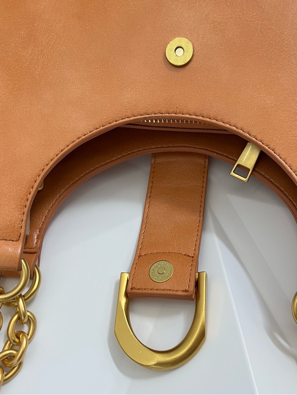 Antik Kraft Cognac Leather Shoulder Bag with Gold Hardware New - Picture 12 of 16